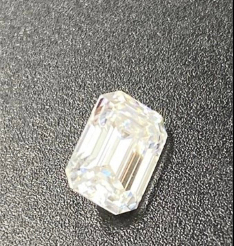 1 ct Emerald cut Diamond Moissanite (Loose Diamond)